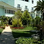 Kismet 4*