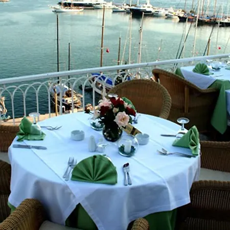 Kismet Hotel 4*